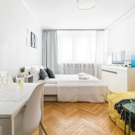 Studio With The View On Center Of By Rent Like 아파트 *